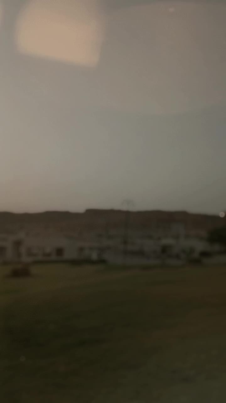 @Mahii123