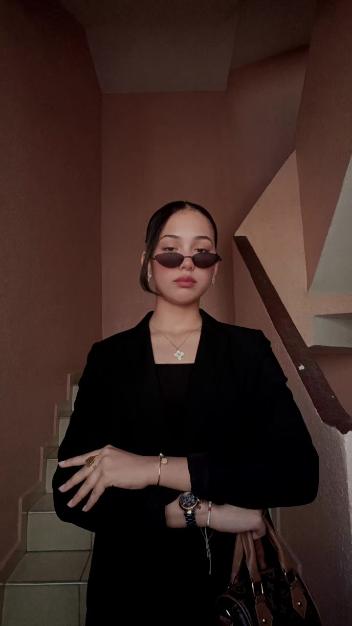 @👑queen_chahd1👑