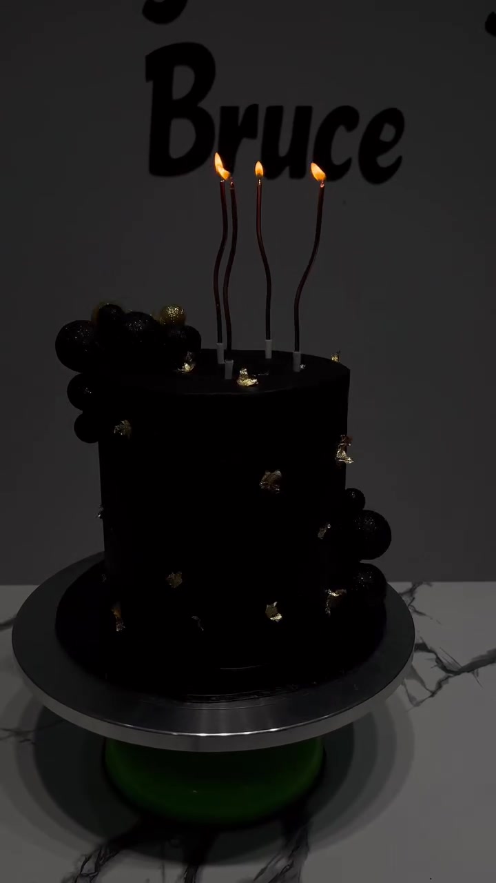@CAKES IN WARRI DELTA STATE.