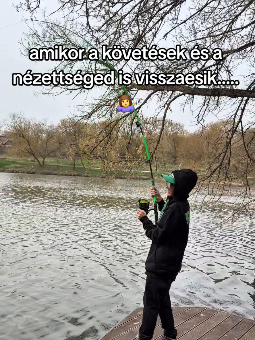@Erika_fishing💚🖤