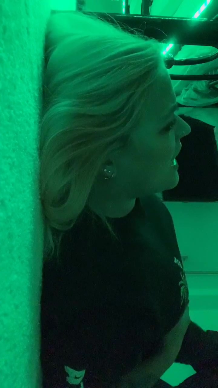@Laura (Dora)
