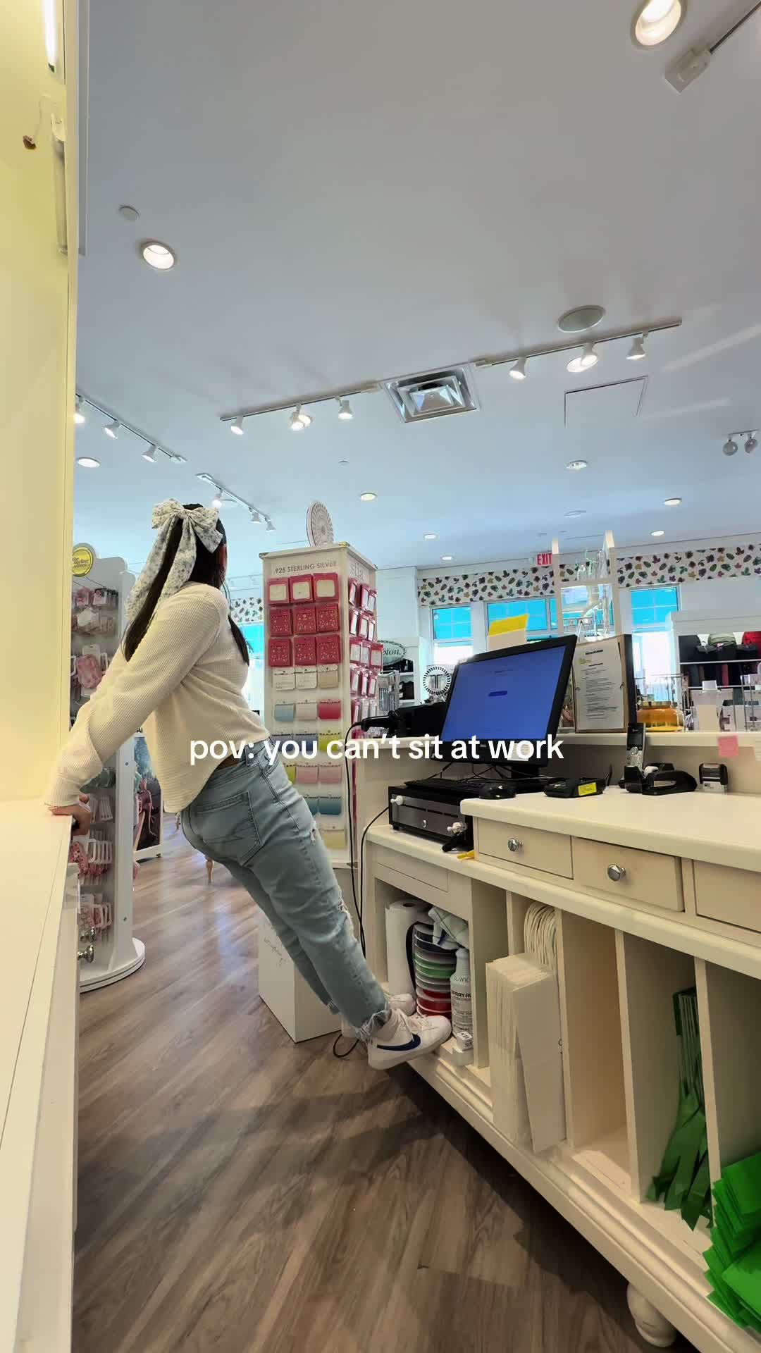 @syd m 𐙚