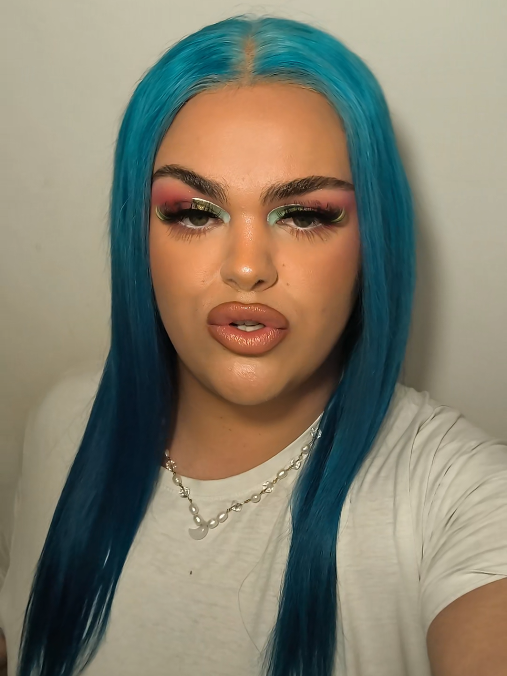 @tyron_makeup