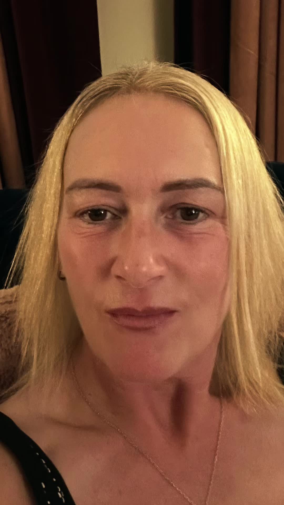 @LivyZed🏍️