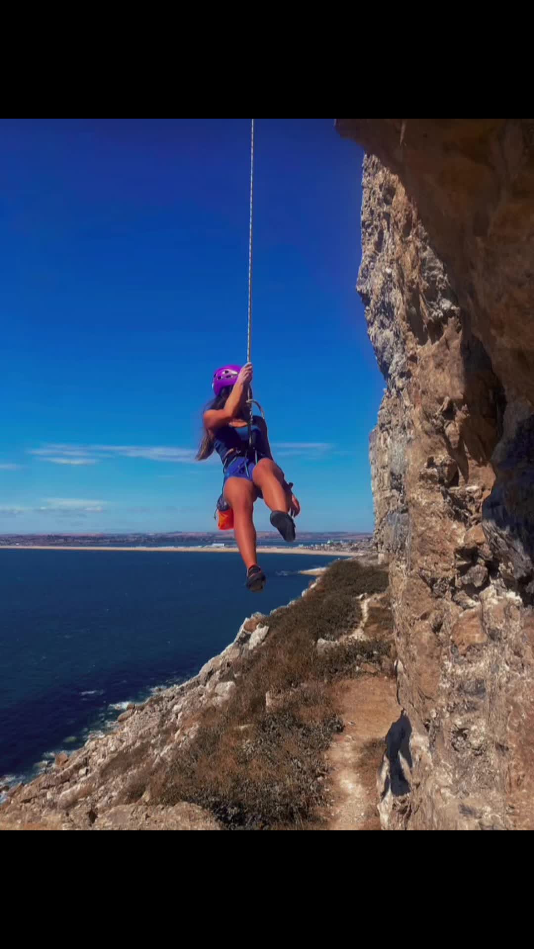 @alispidermonkey🏴