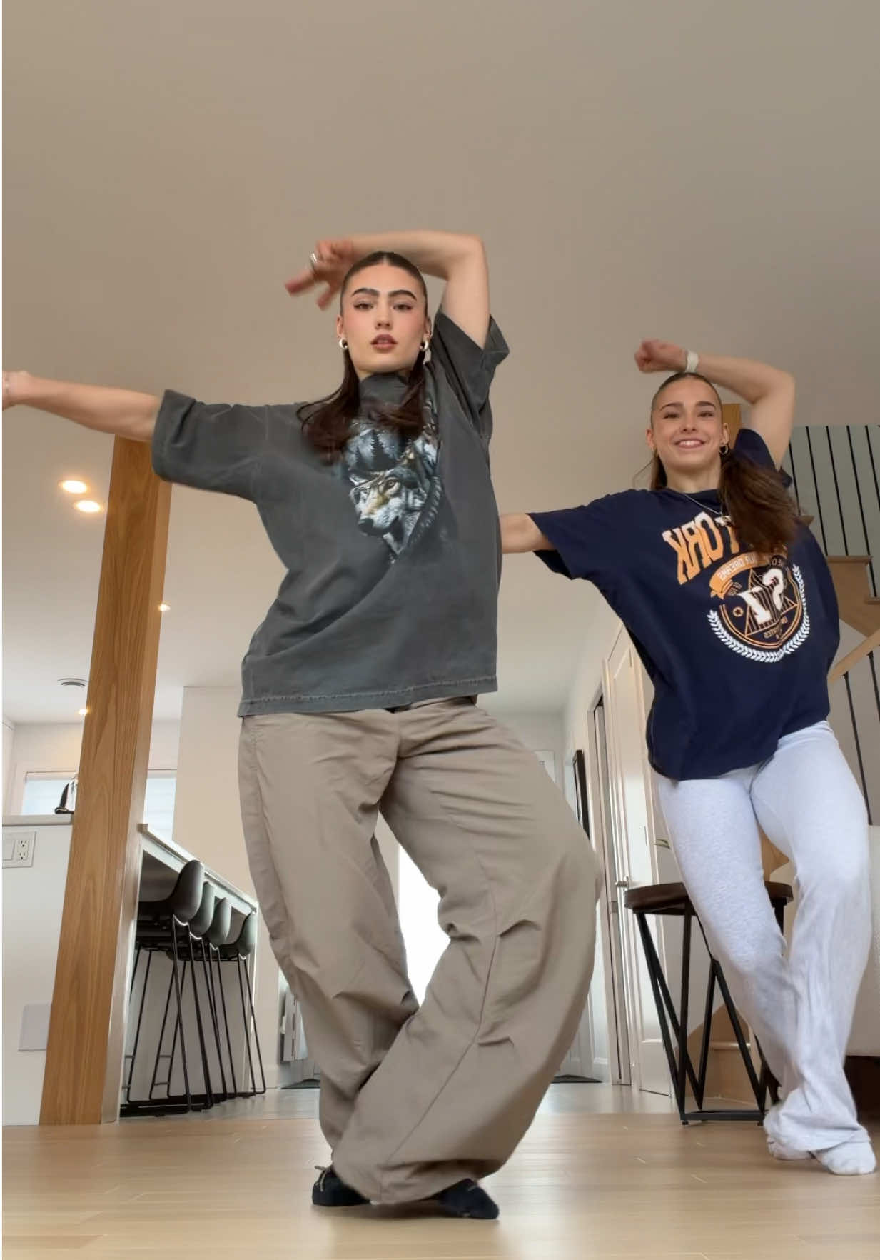 @Beginsisters Official