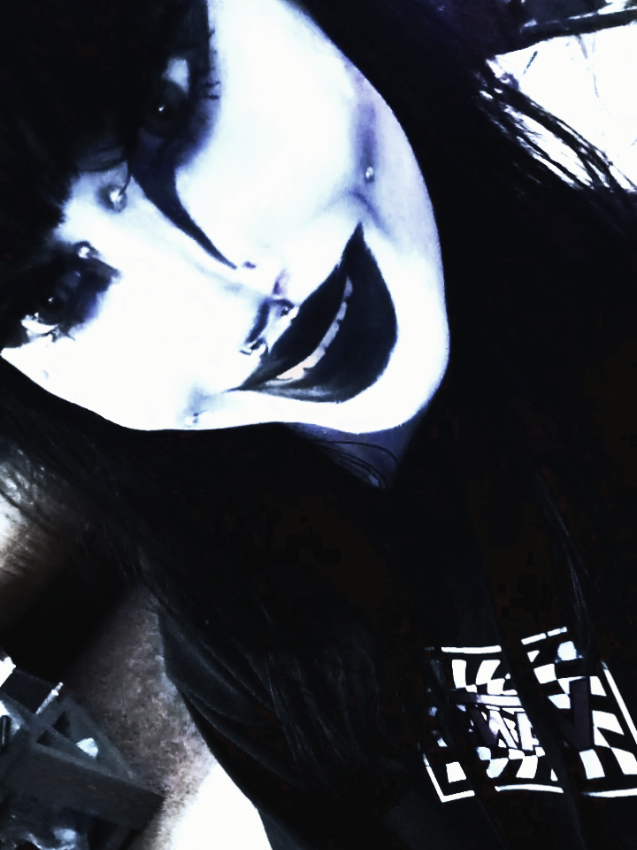 @lexi 🕸🖤