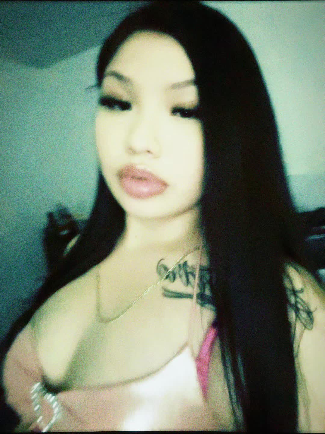 @Down4theecrown