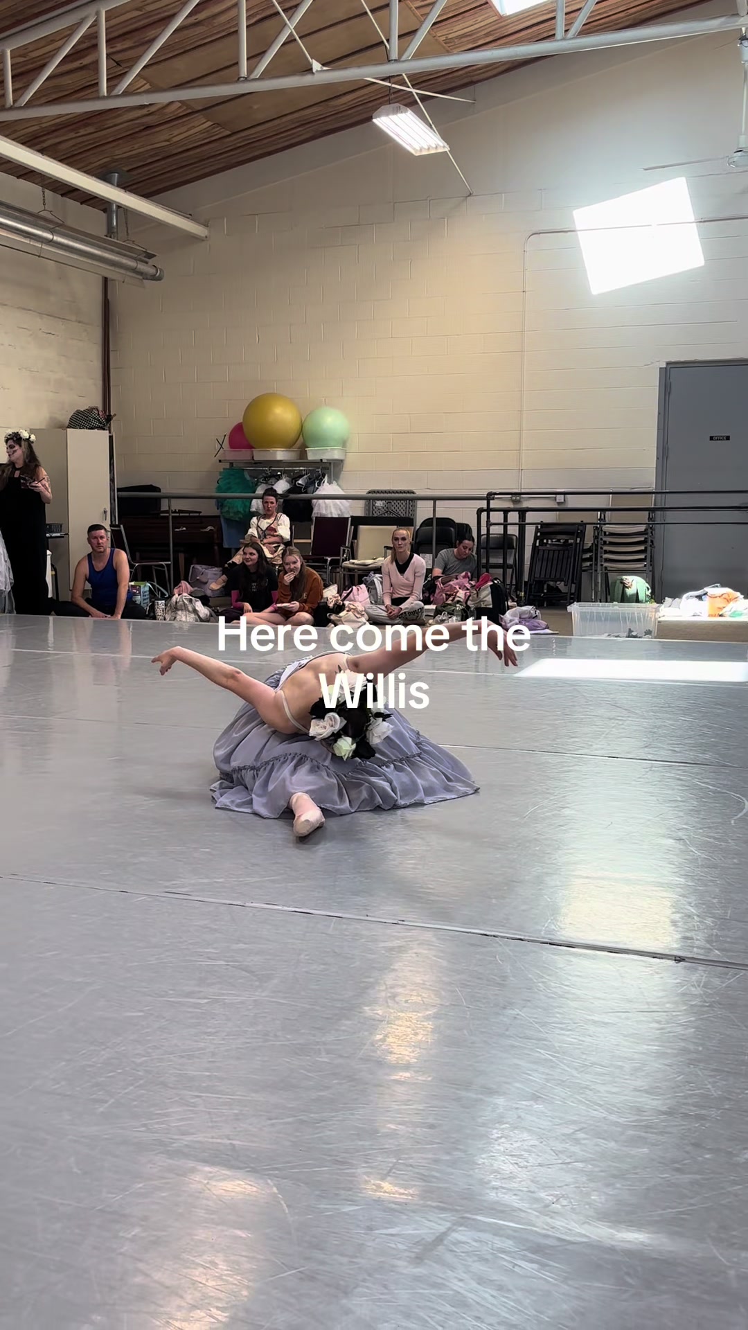 @JanTheCostumeLady