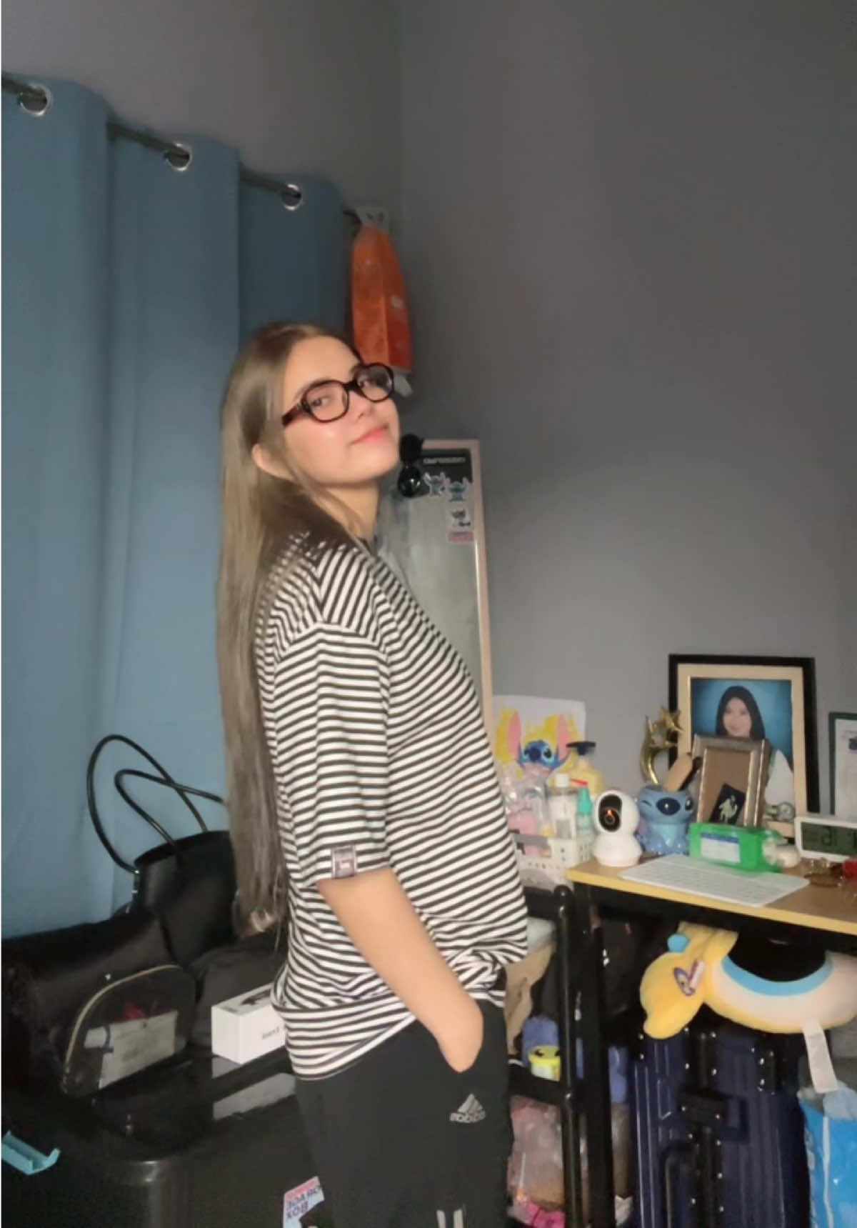 @;*