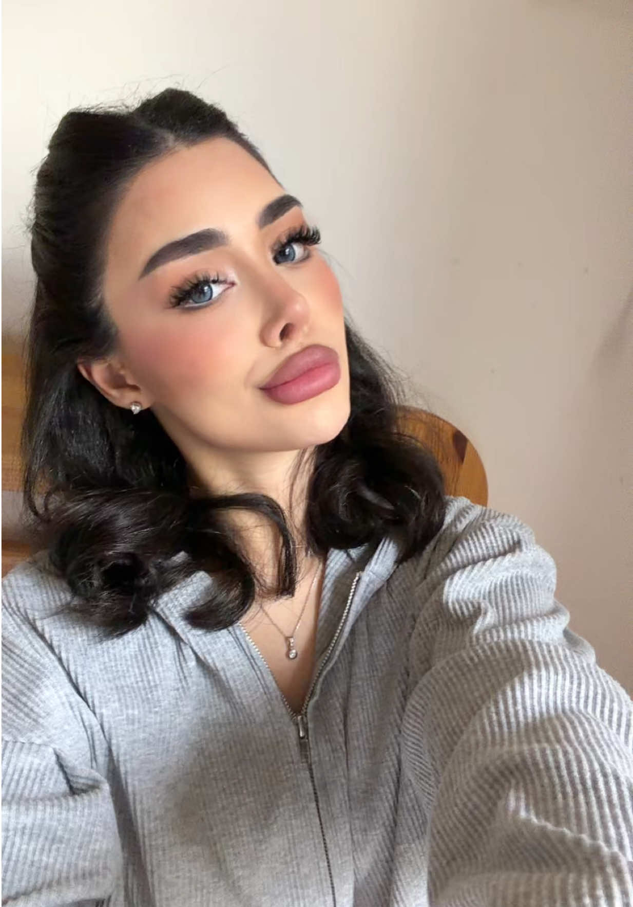 @𝓐.