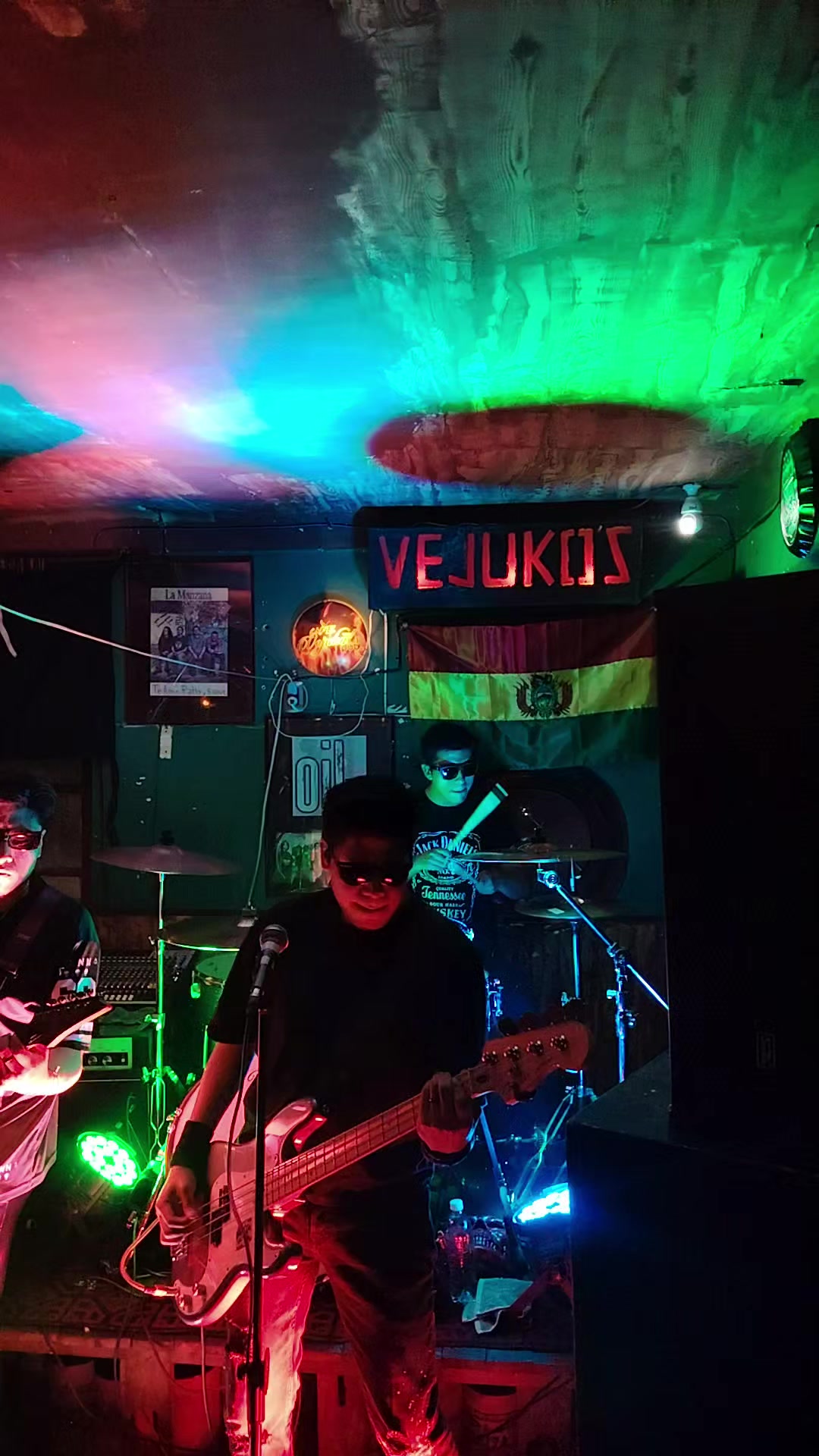 @El Vejuko's