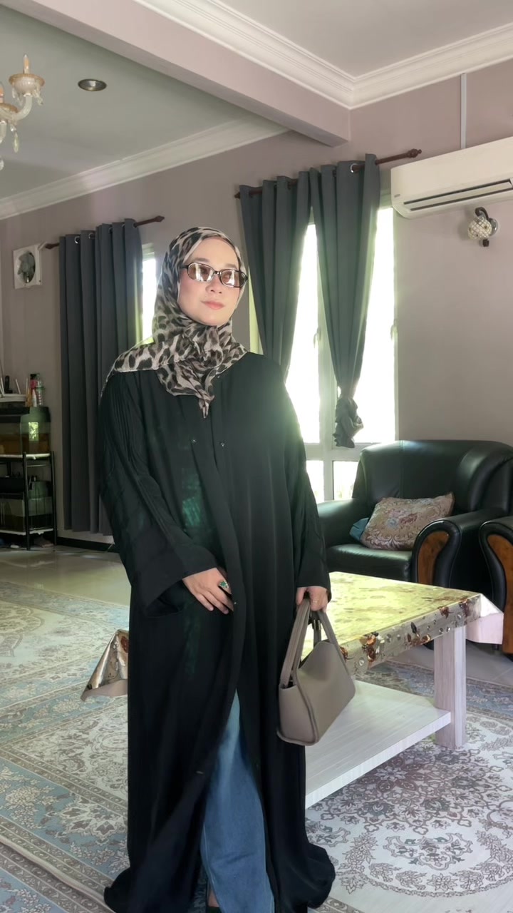 @zieyqa_om