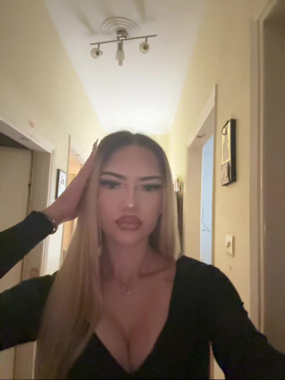 @💰