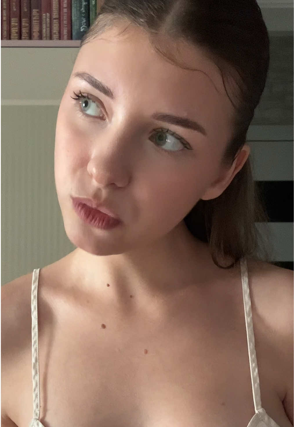 @ясенія