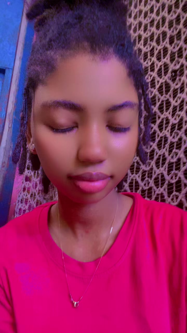 @@:fbah6.🇬🇳🇸🇱❤️🩹🪡🧵🦋