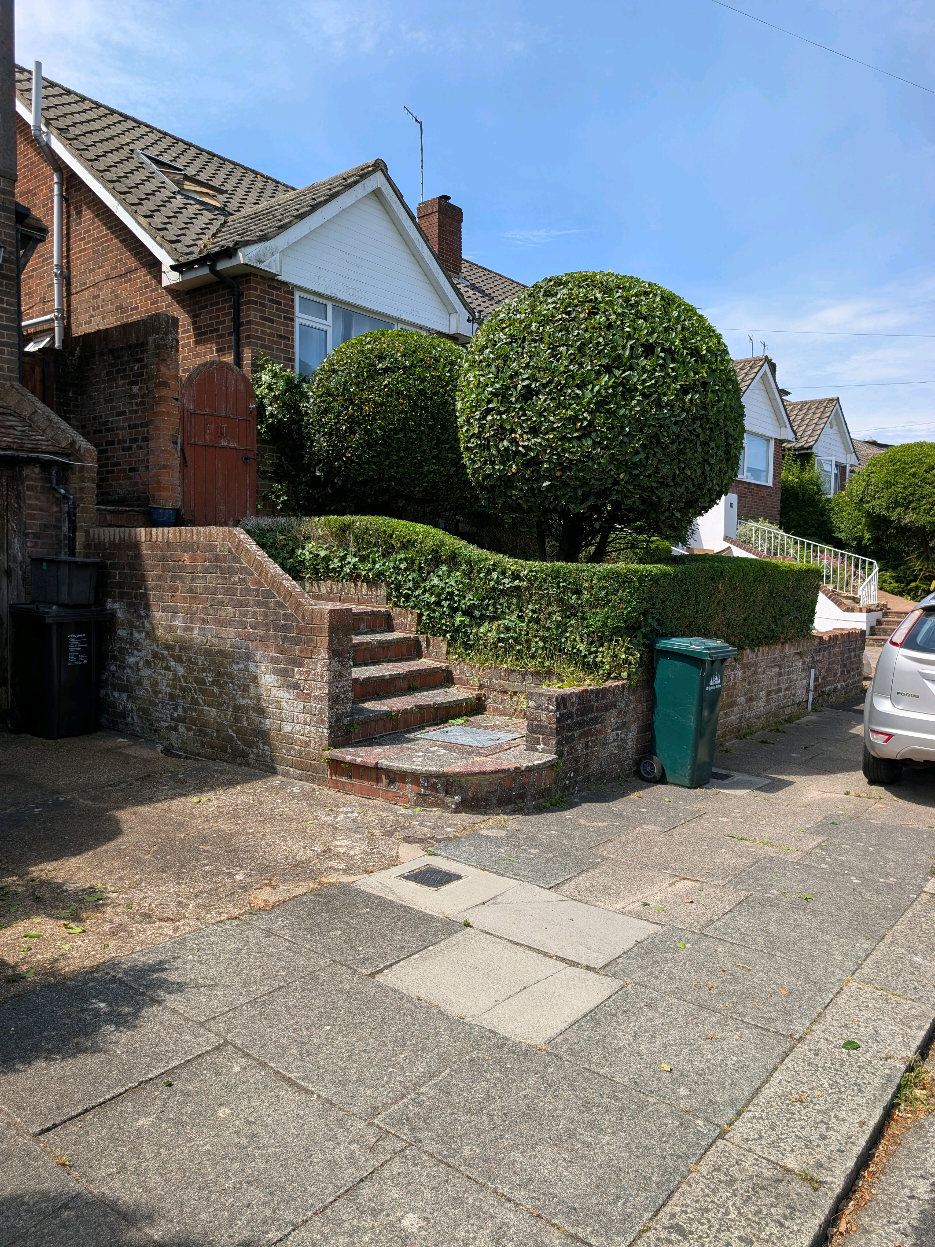 @Gary Hall Garden Services