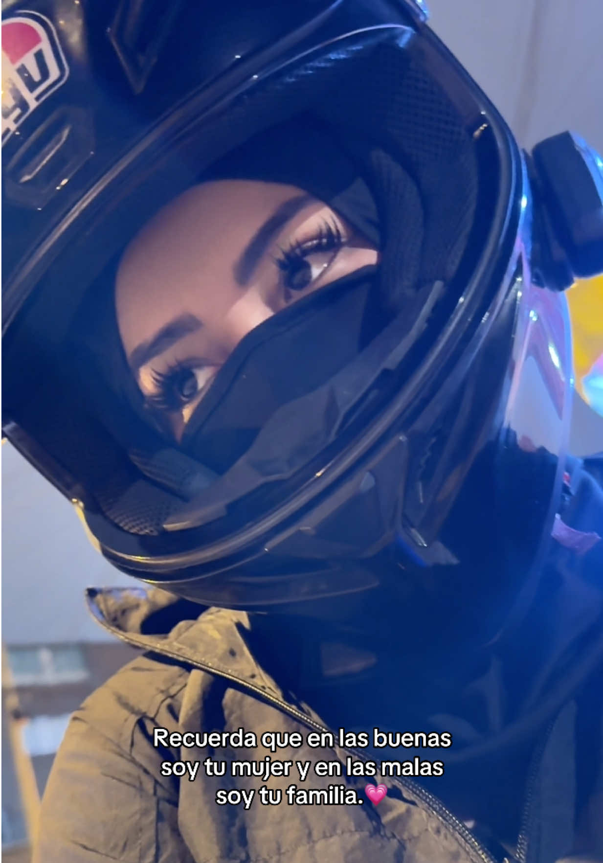 @Cɪɴᴛʜʏᴀ Lᴇóɴ🏍️