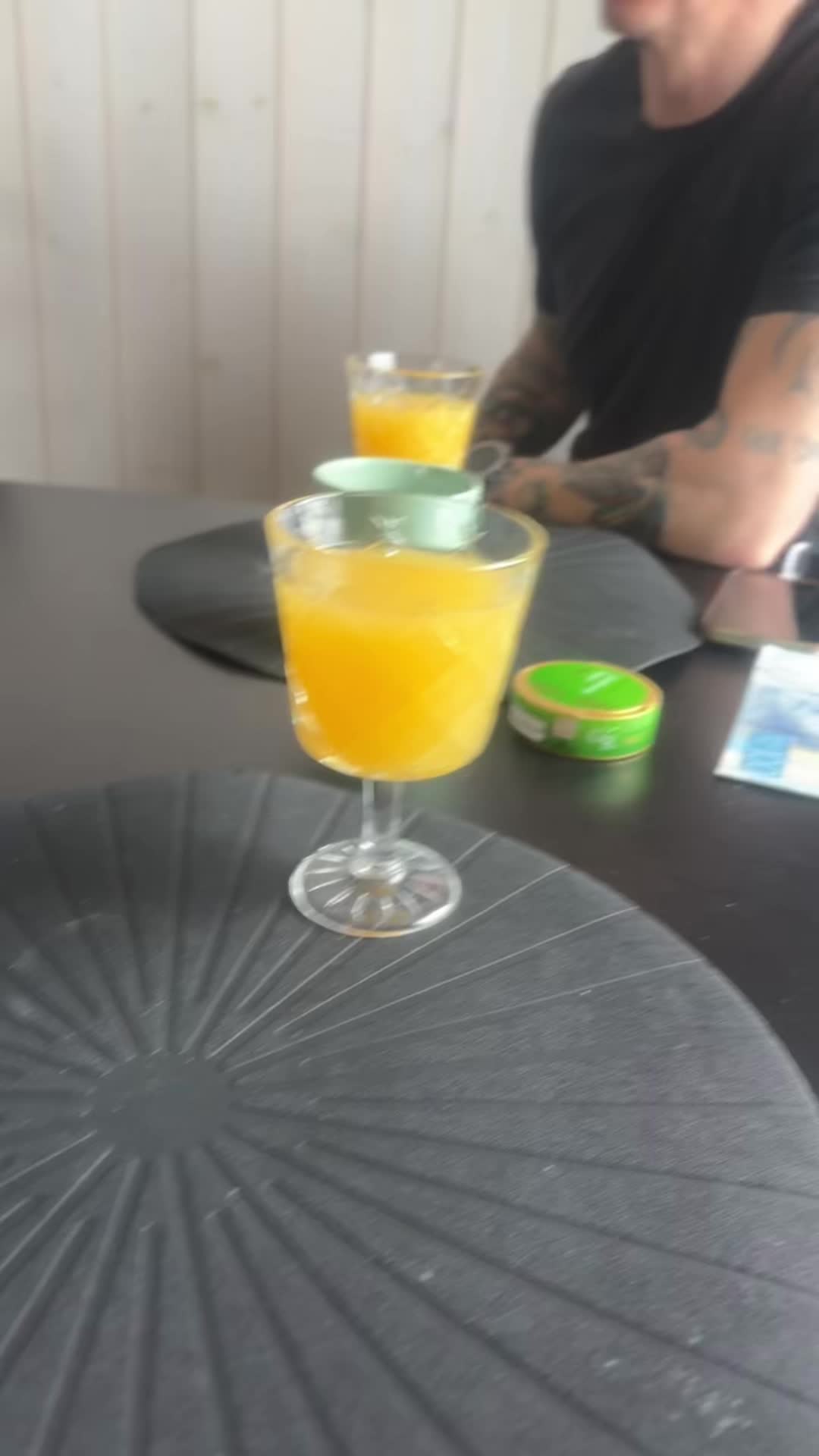 @dunder1982
