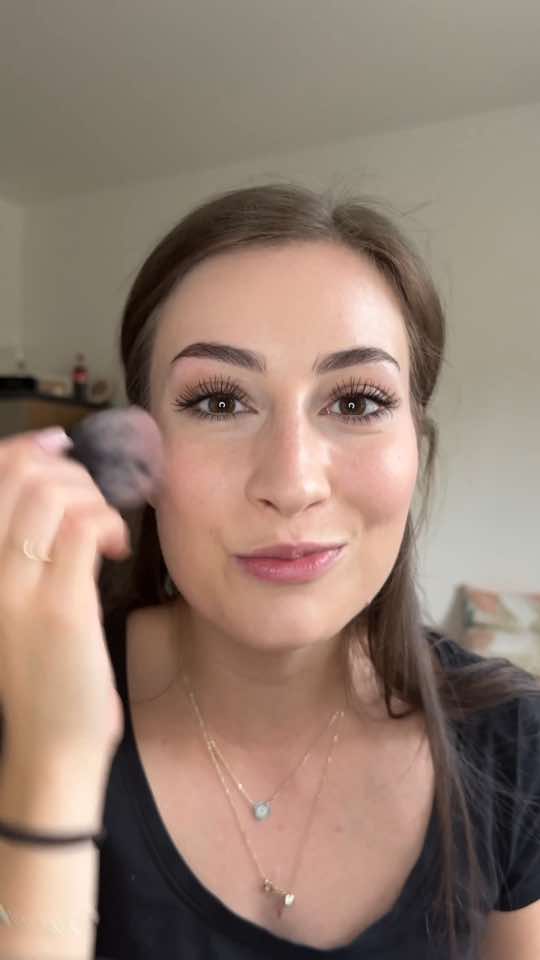 @Anika Menclov&aacute;