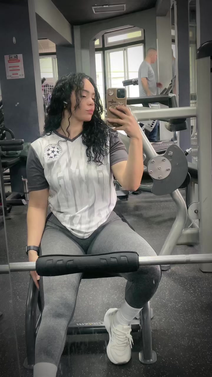 @🔥😈 𝐎𝐥𝐢𝐯𝐨 𝐌𝐚𝐝𝐲 🦋