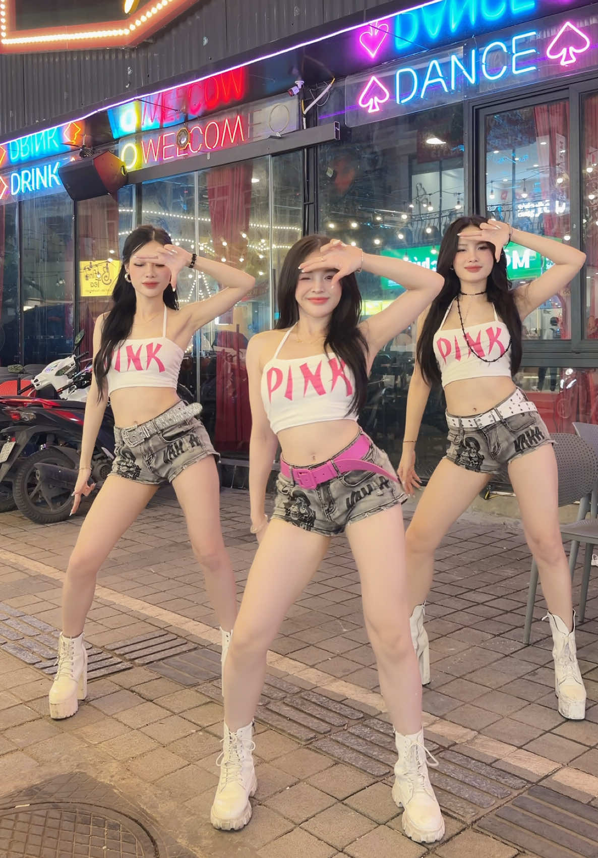 @Te điệu dạy nhảy