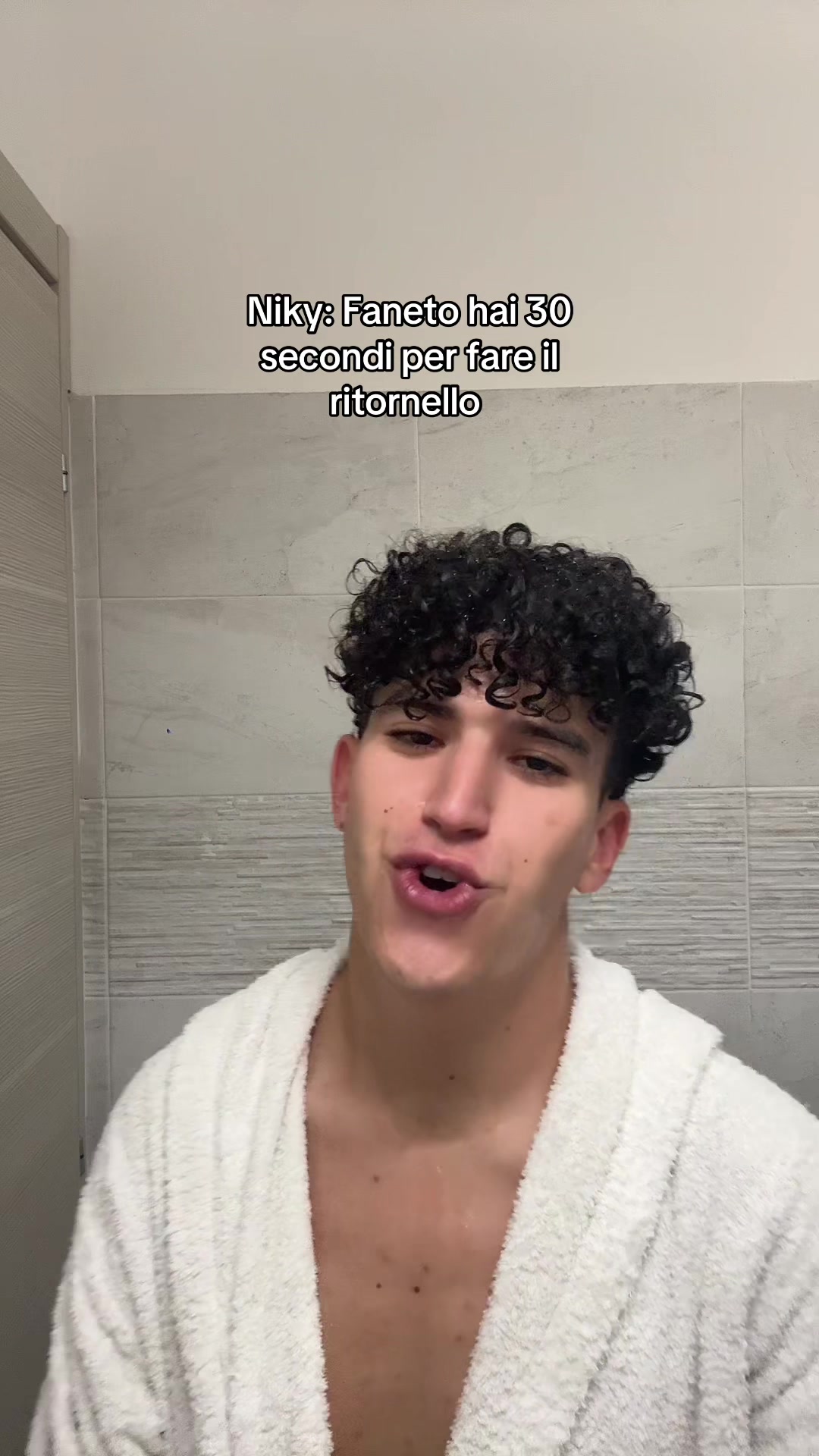 @ayo.nax