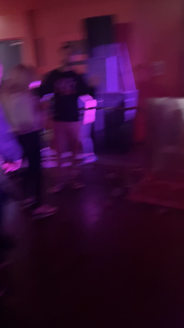 @Zo