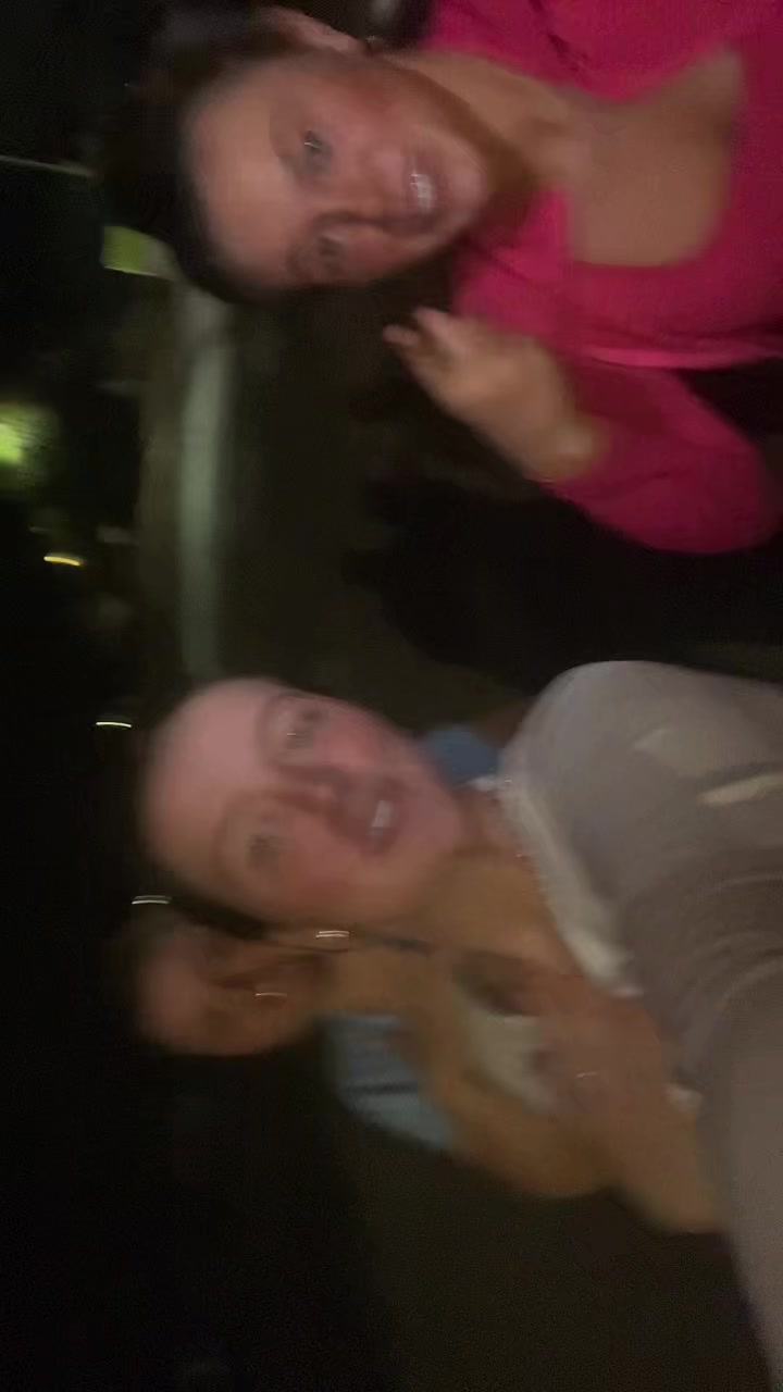 @ellensmag_18x