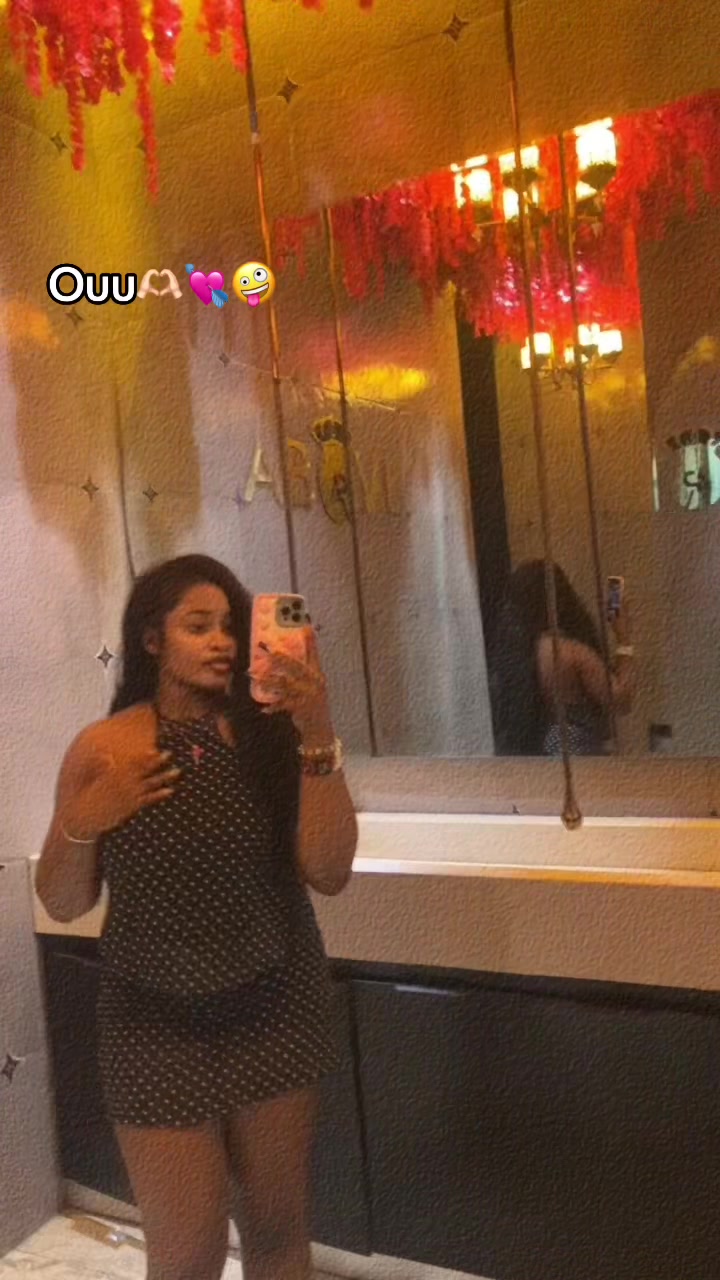 @Mirabell👅🥵