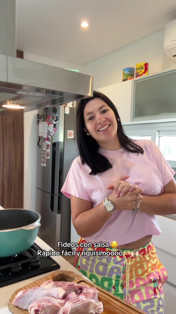 @𝑬𝒍𝒊 𝑴𝒐𝒍𝒊𝒏𝒂