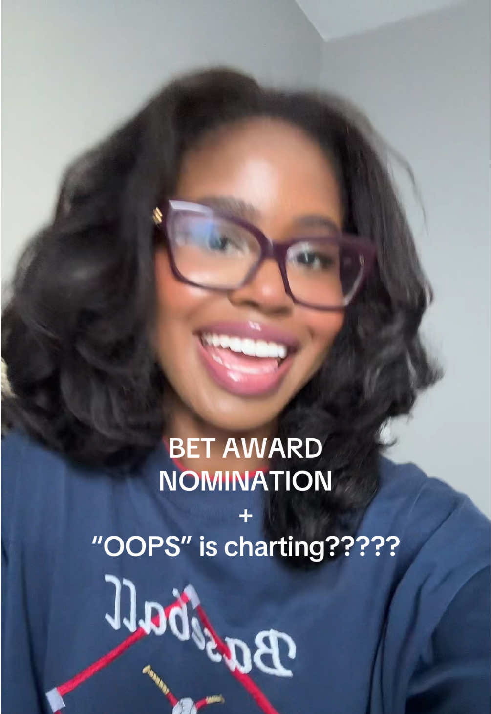 @MOMO