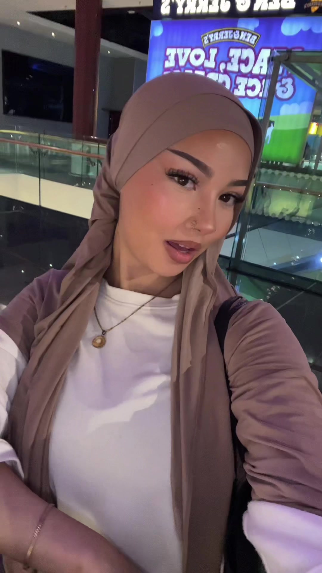 @sara