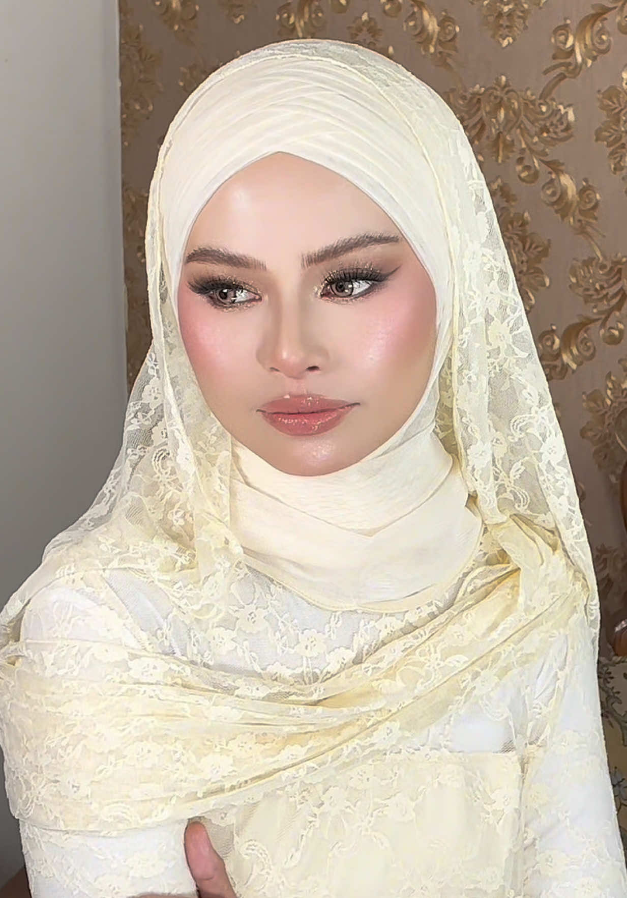 @NaddyNahar Makeup Artist