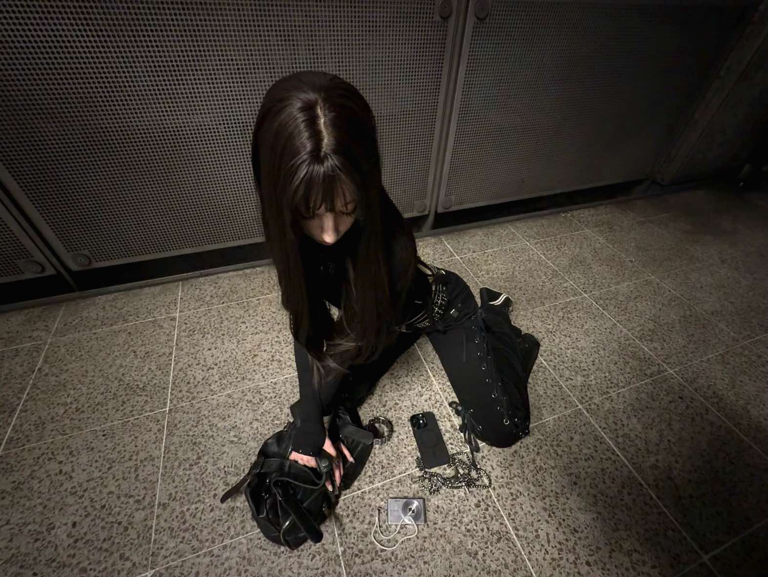 @v4