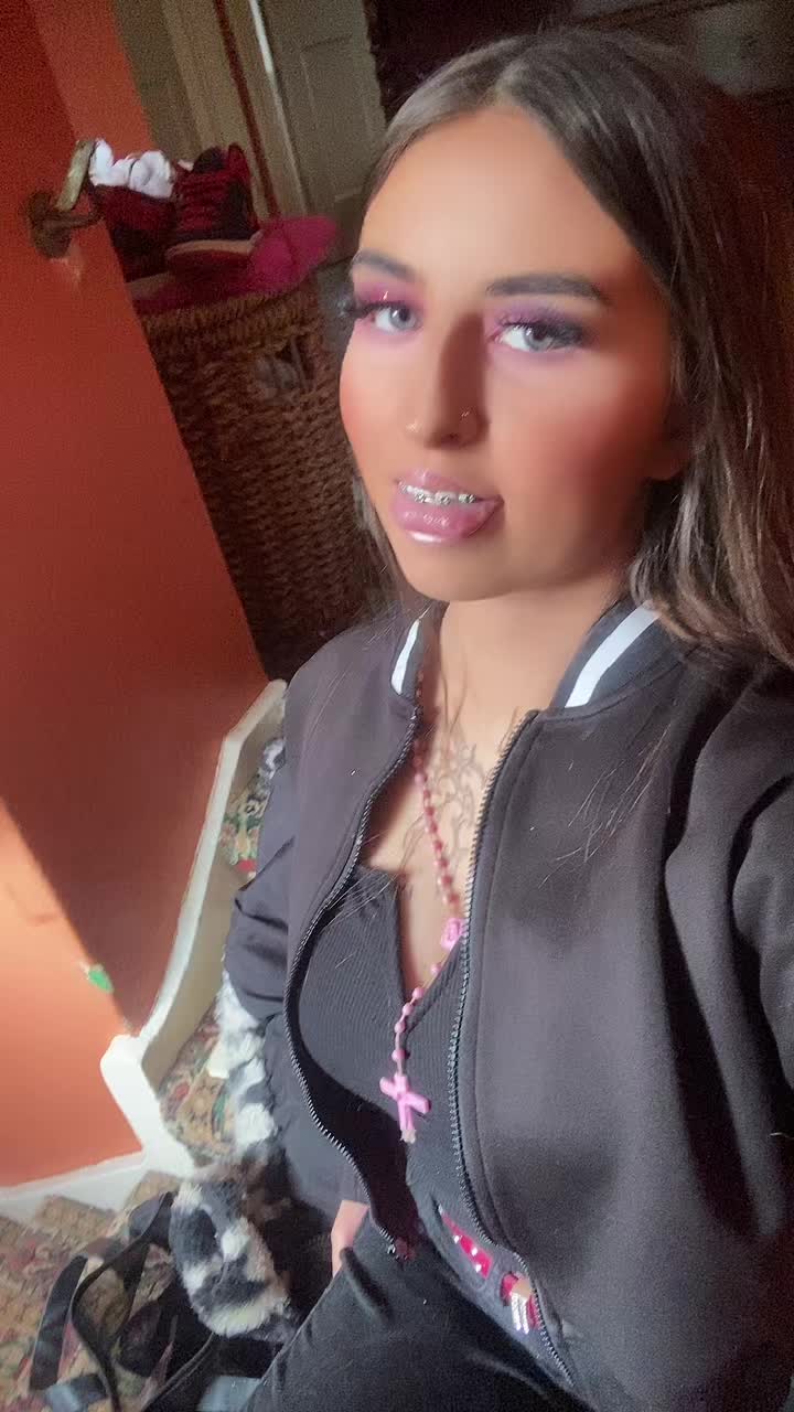 @🌸 𝒦𝑒𝑒𝓋𝒶 𝒩𝑒𝓋𝒾𝓃 🌸
