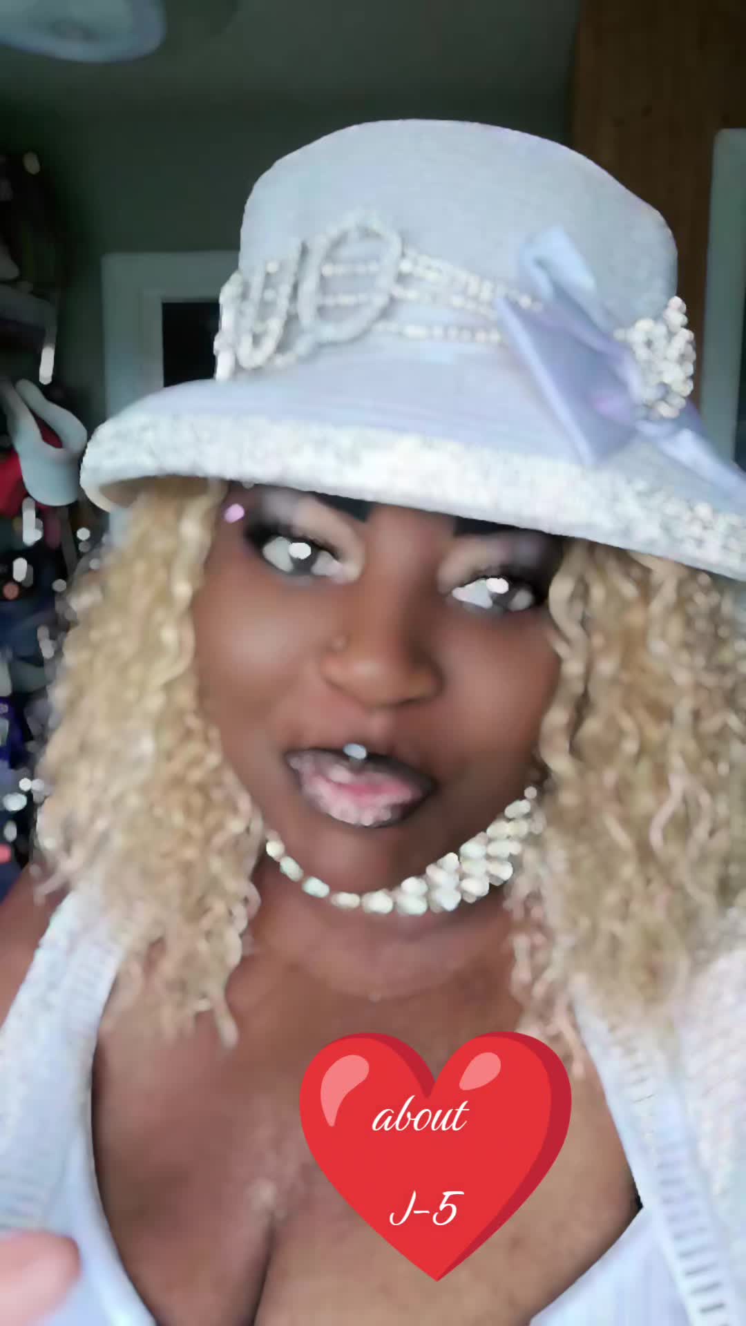 @QueenPin