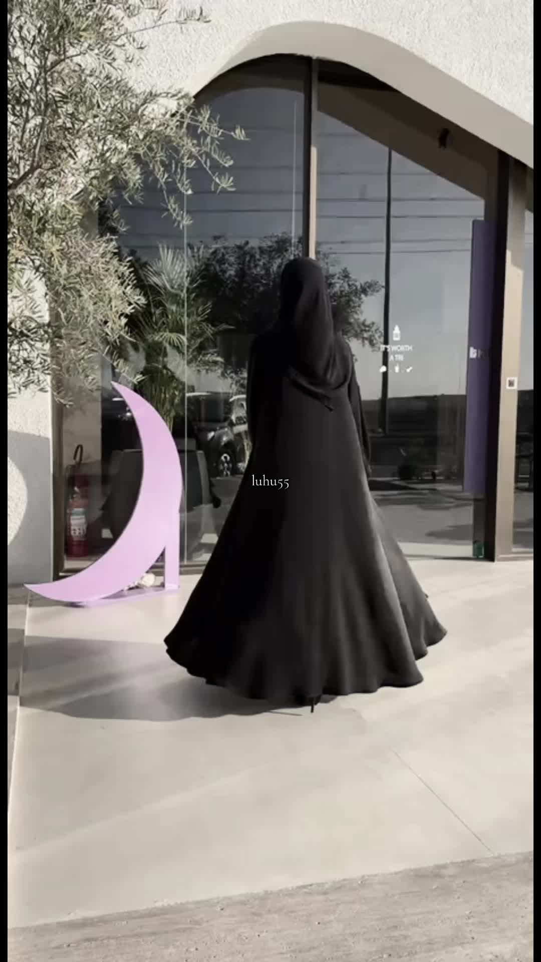@مودل لجين | الاحساء 🌴.