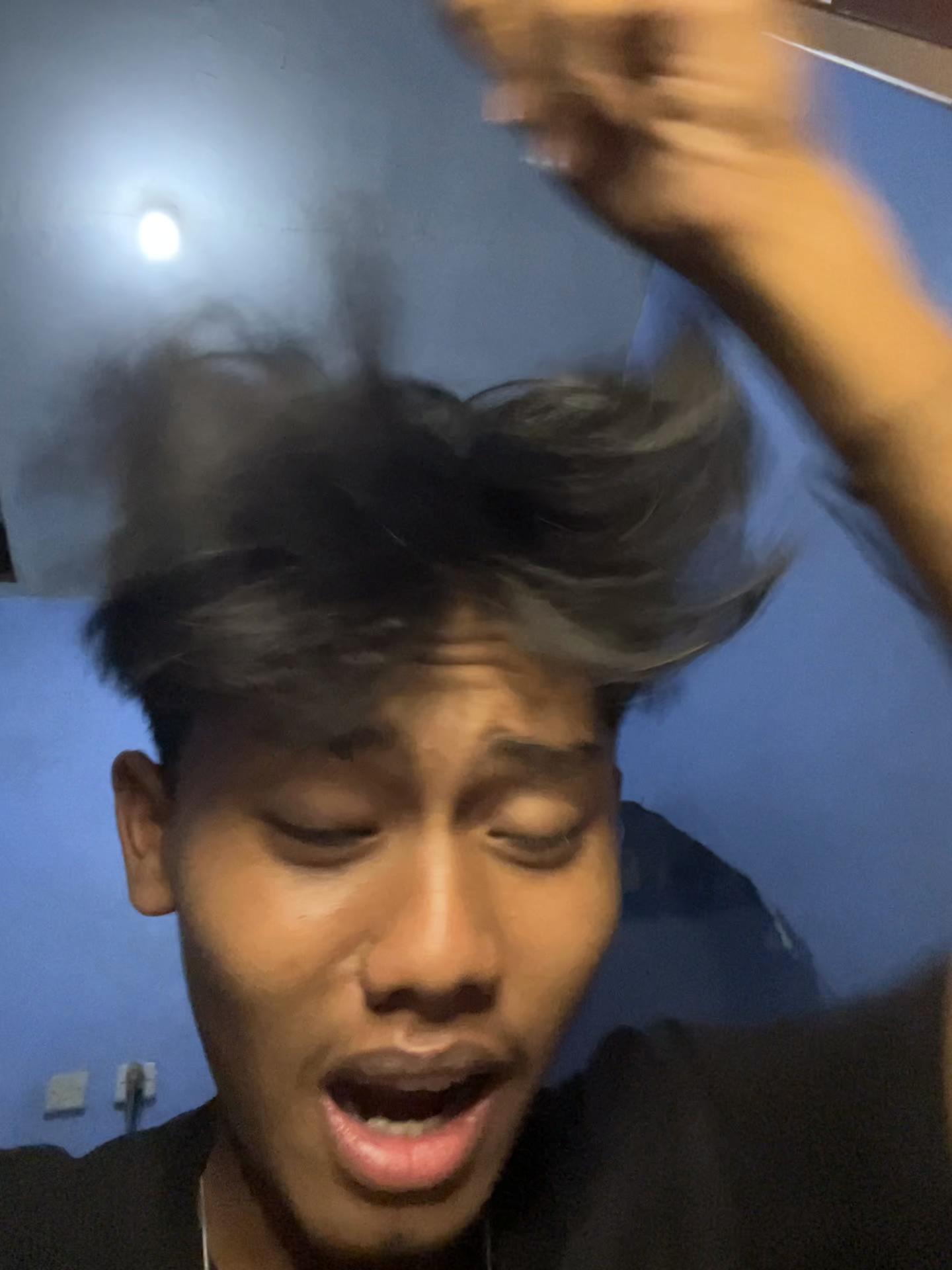 @Oscarr✨