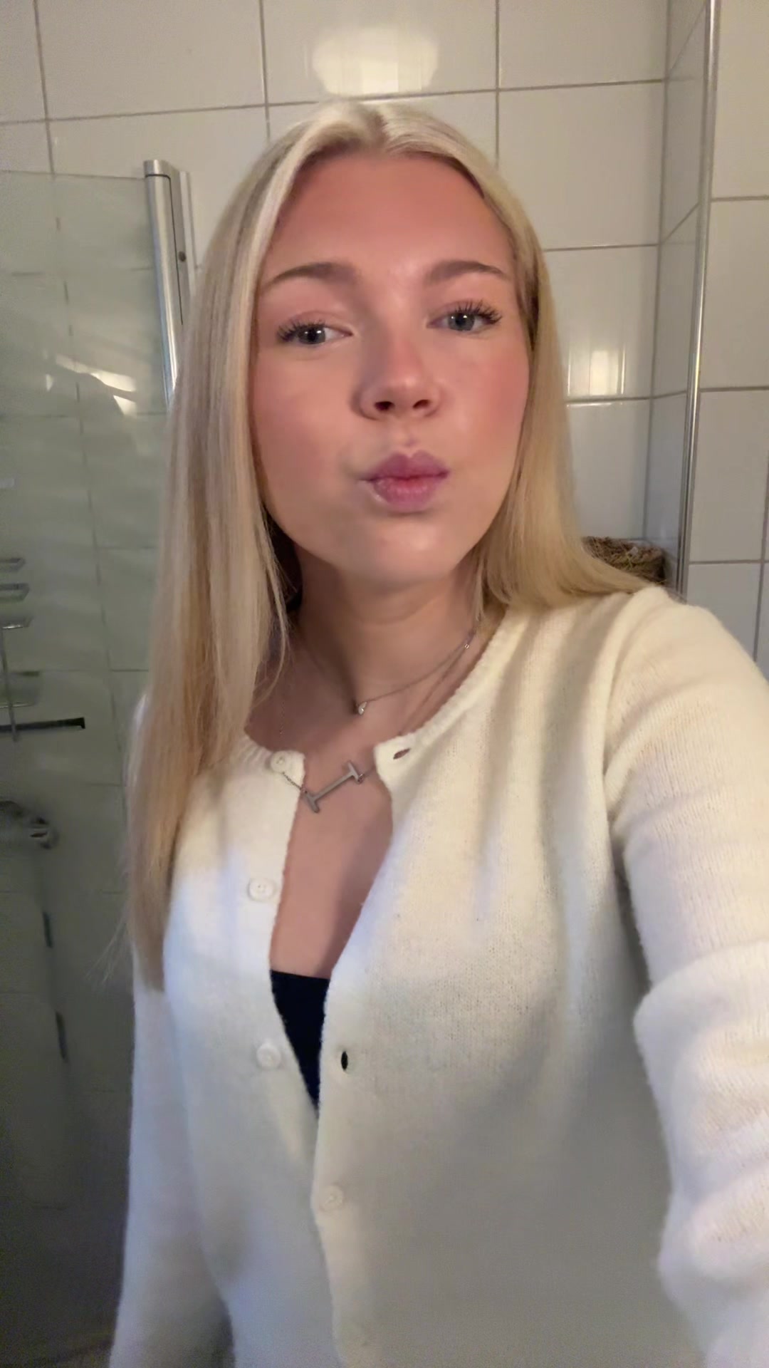 @bellaaa