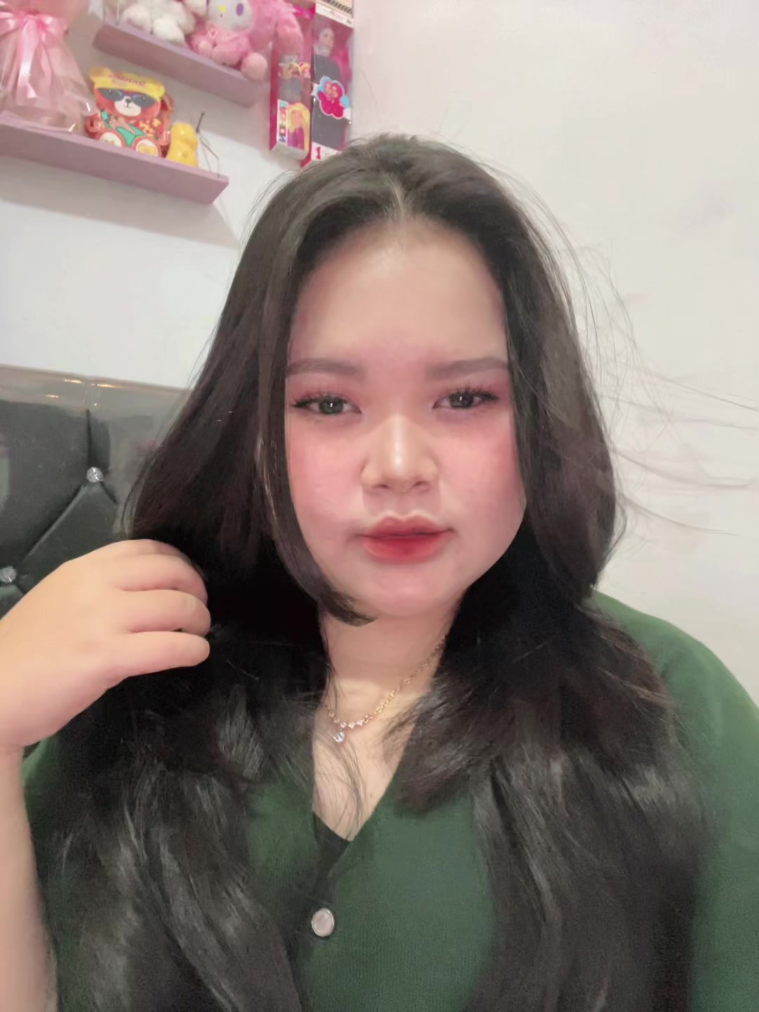 @Nisaa18