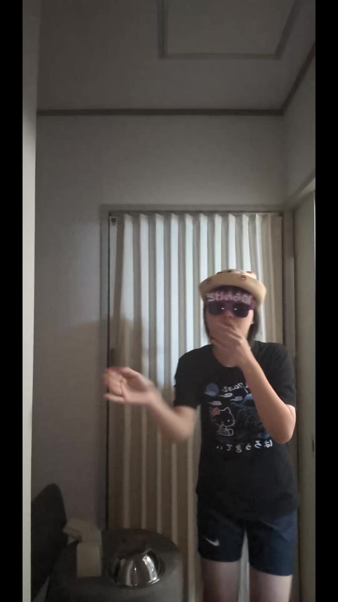 @t