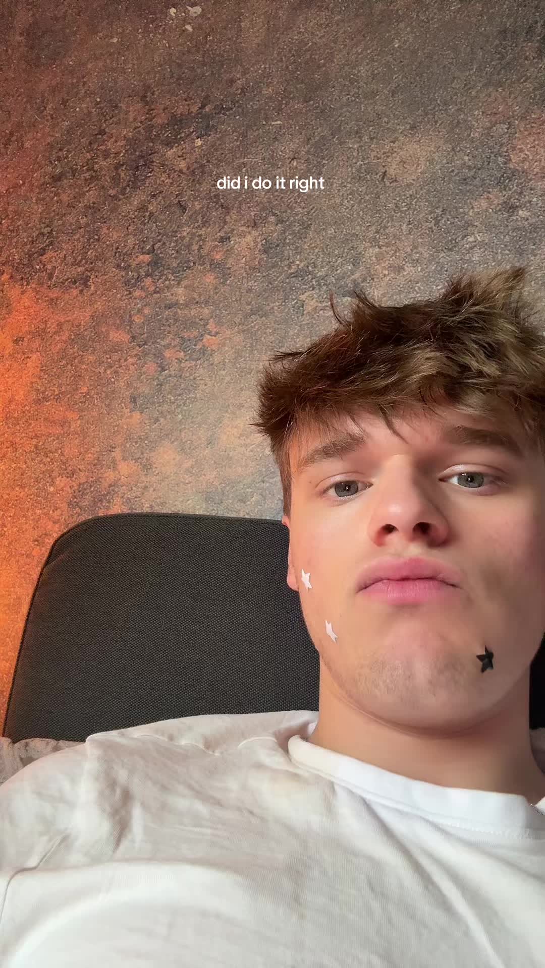 @joshy