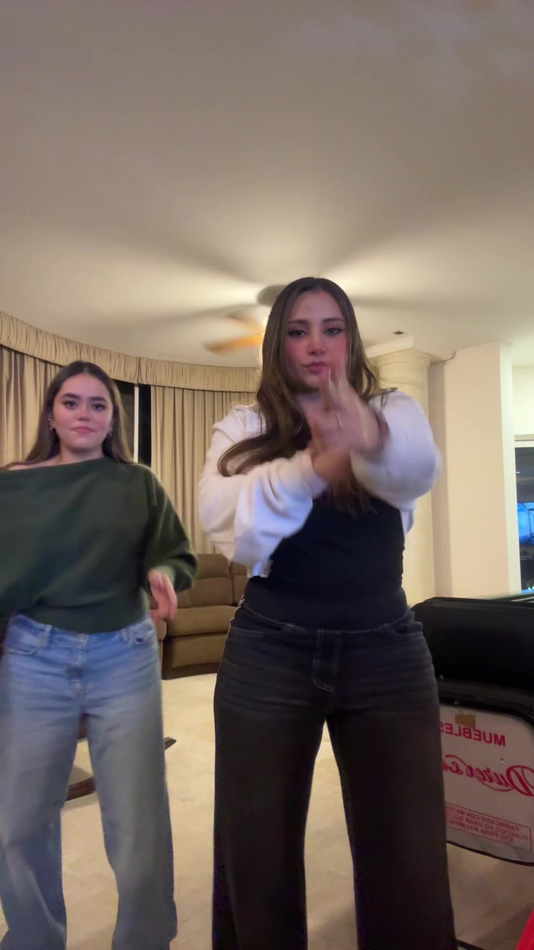 @Laura Lozano