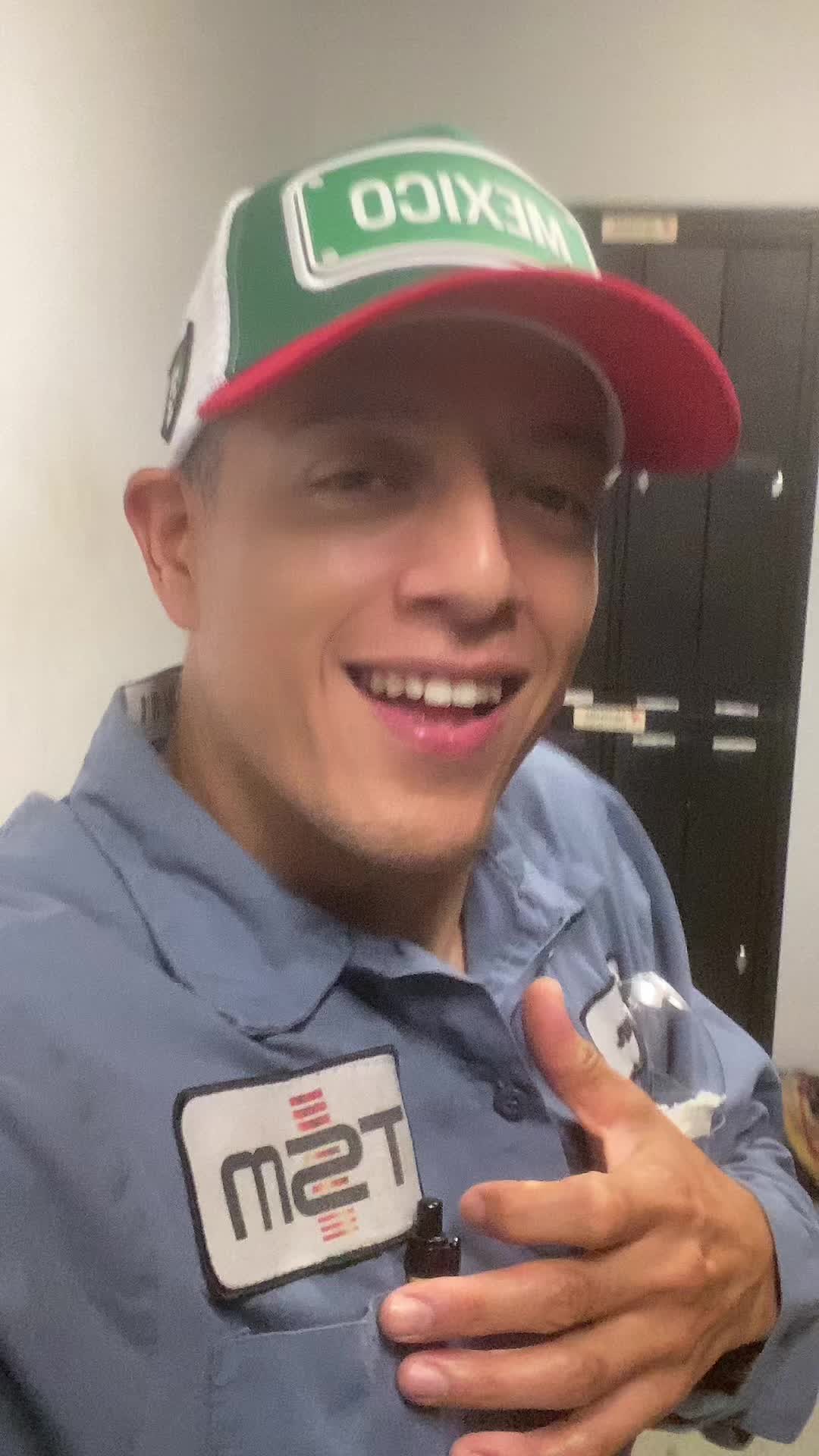 @JohnnymAb