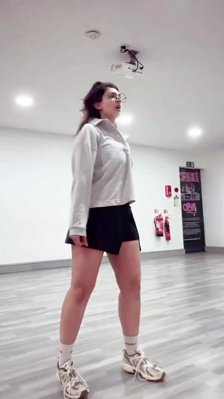 @CRAZY DANCING FACTORY💃🏿🕺