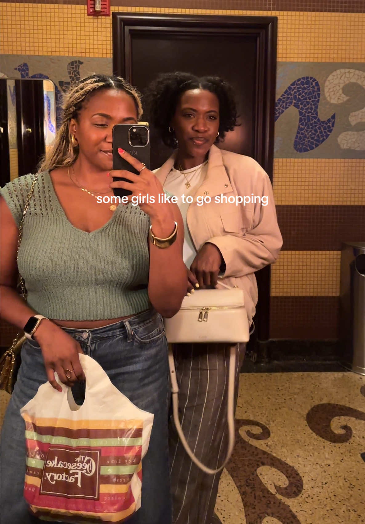 @KARA ↠ Career & Travel