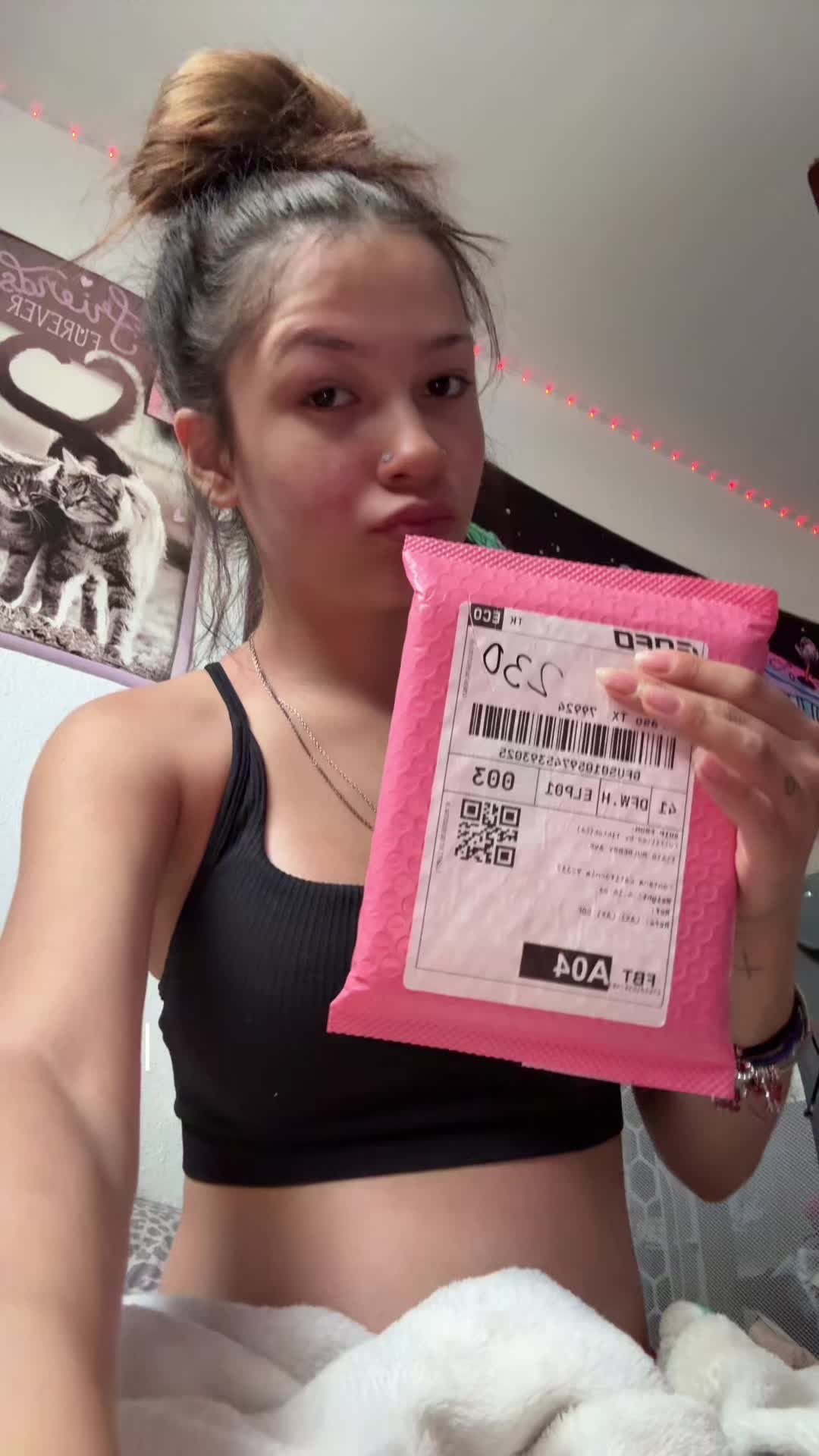 @๐๐๐ณ๐ฆ๐ฒ๐ง๐ โฆ