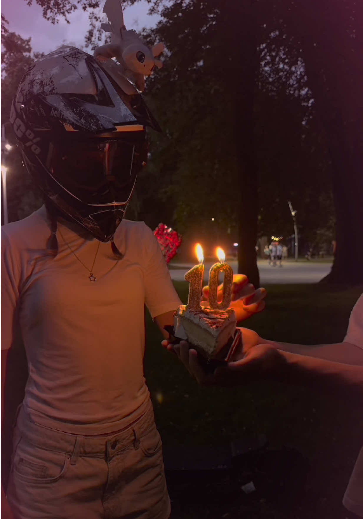 @G4