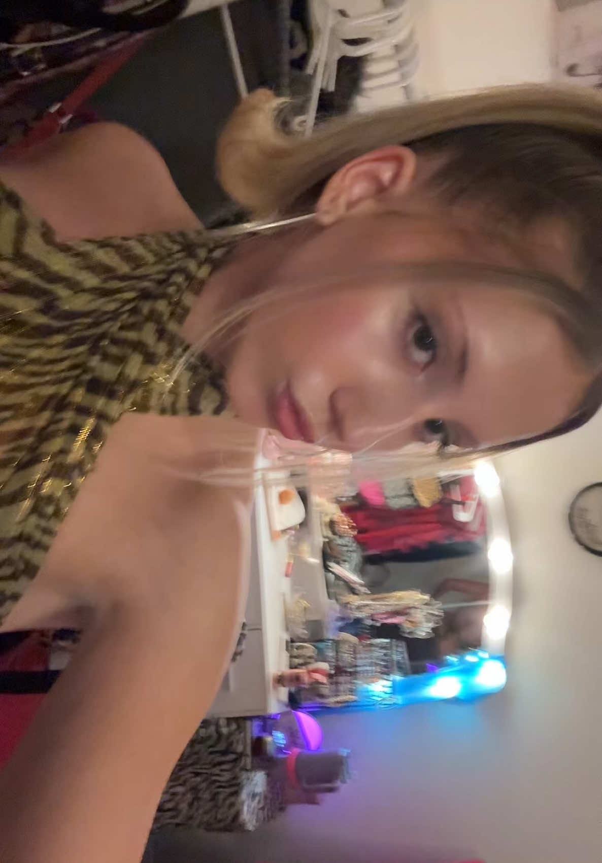 @julia